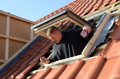 Pose de fenêtres de toit Velux aux Pradeaux